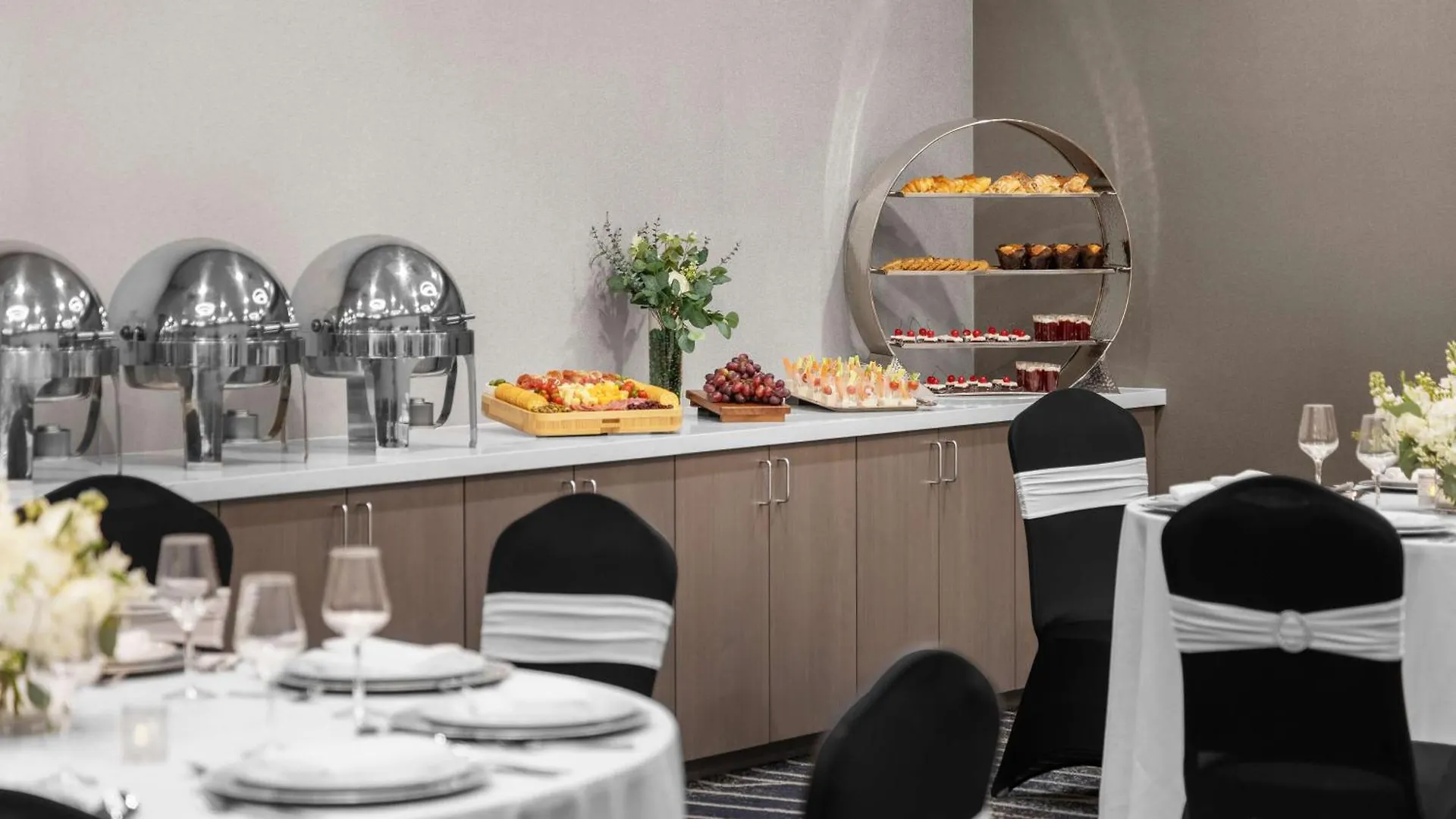 Doubletree By Hilton Las Vegas Airport 3*,  United States
