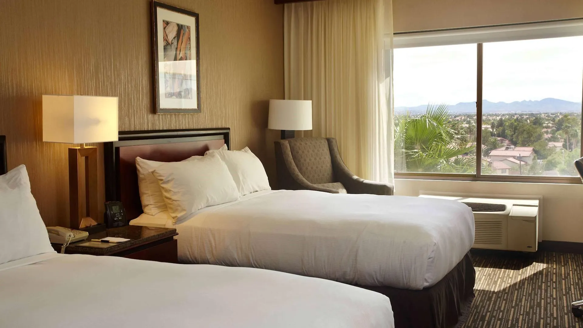 Doubletree By Hilton Las Vegas Airport Hotel