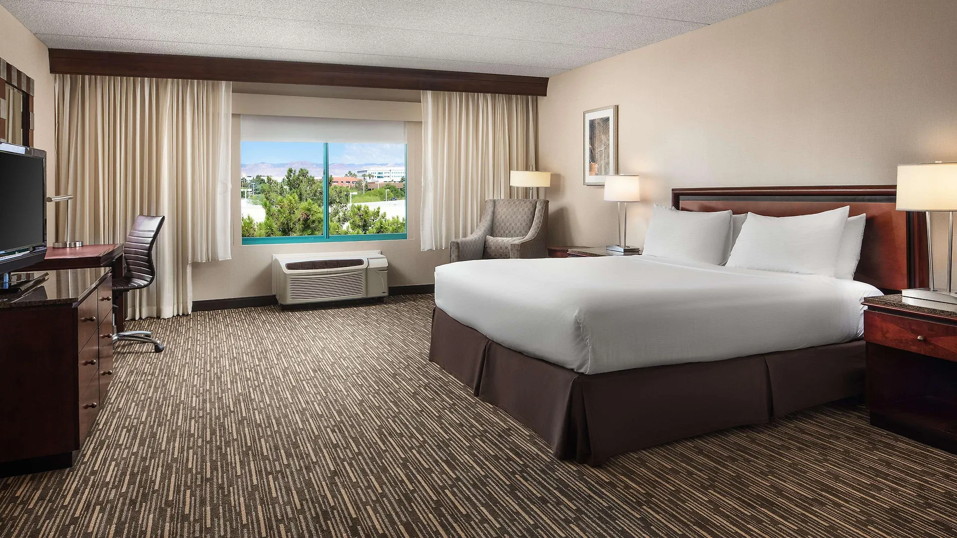 Doubletree By Hilton Las Vegas Airport Hotel