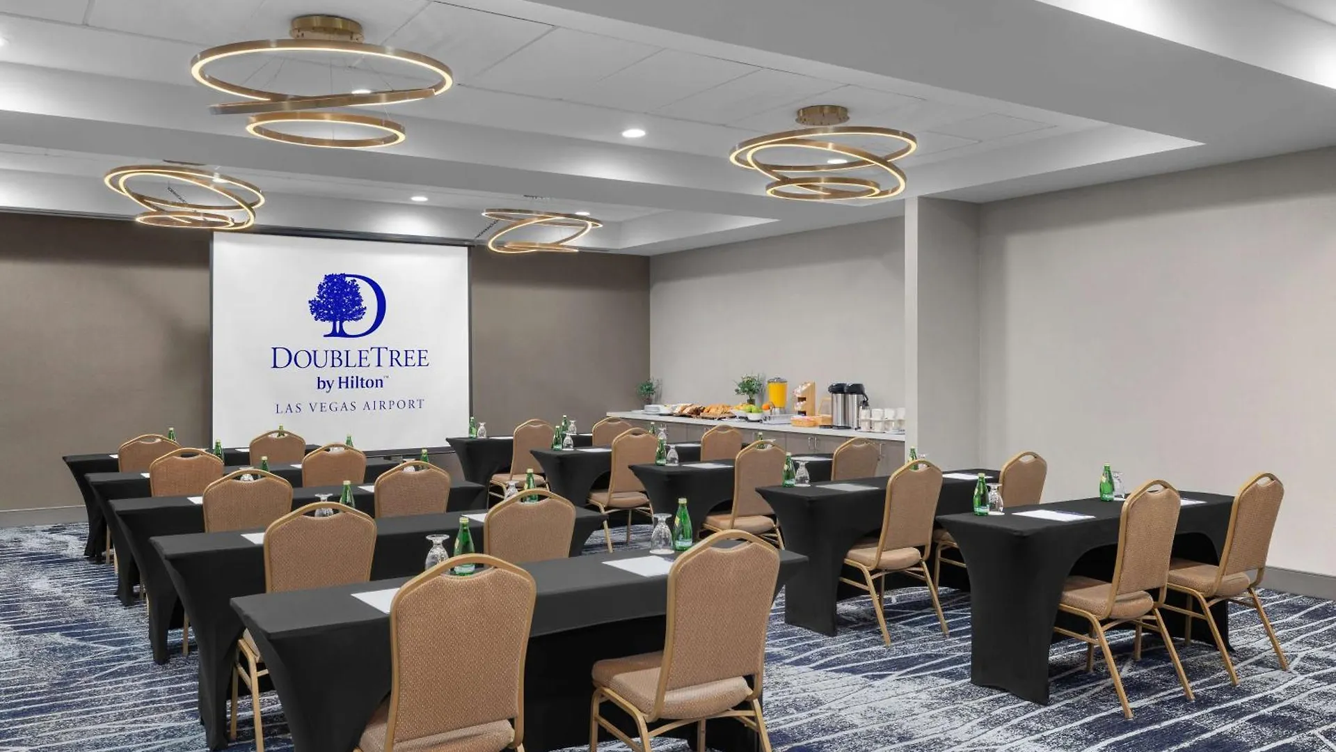 Doubletree By Hilton Las Vegas Airport 3*,